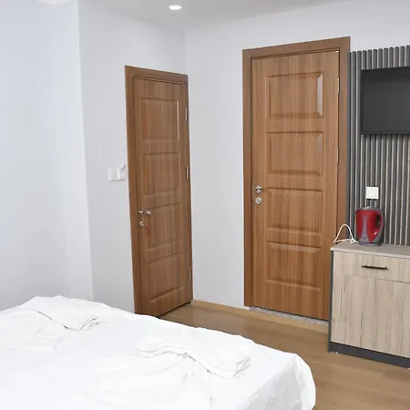 Arinna Otel